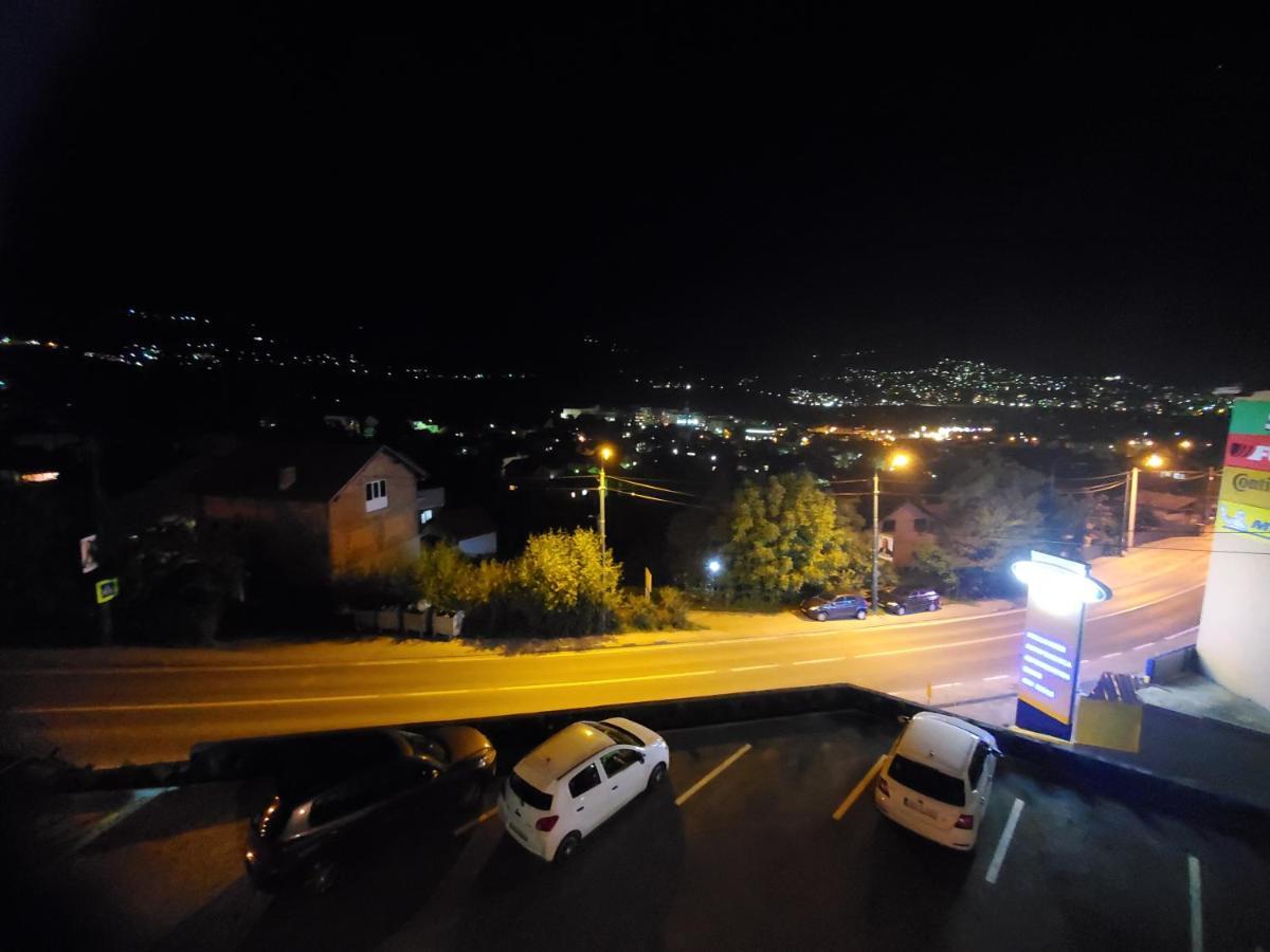 דירות סראייבו Sleep And Drive מראה חיצוני תמונה